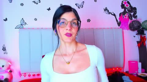 Carolina  online show from March 27, 2026, 5:34 pm