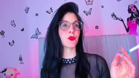 Carolina  online show from April 22, 2026, 4:15 am