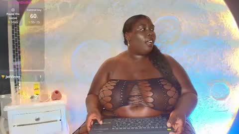 Caro. online show from October 17, 2025, 8:22 pm