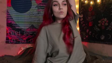 Caroline online show from January 12, 2025, 2:19 pm