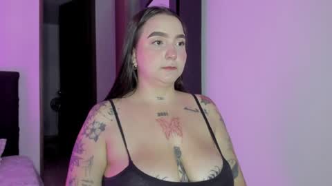 Snapshot of _cee_leste chatting on July 8, 2026, 5:01 am _cee_leste online show from July 8, 2026, 5:01 am