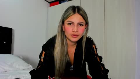 Bella  online show from December 31, 2024, 12:21 am