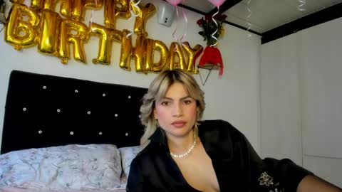 Bella  online show from May 30, 2026, 10:07 pm