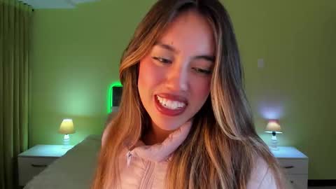 Charlote online show from February 17, 2026, 12:51 am