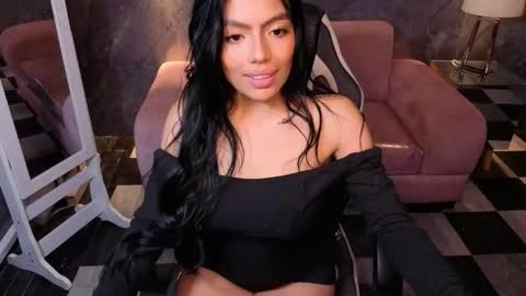 Snapshot of _charlottee_b chatting on April 9, 2026, 9:09 pm _charlottee_b online show from April 9, 2026, 9:09 pm
