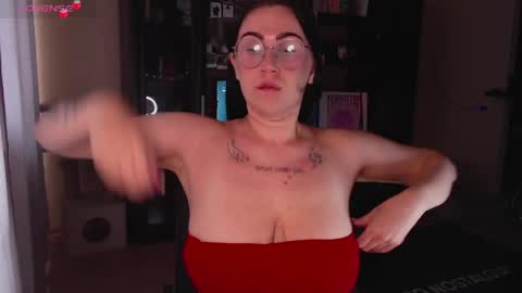 Snapshot of _chrissy__ chatting on May 29, 2026, 4:32 am Chrissy online show from May 29, 2026, 4:32 am