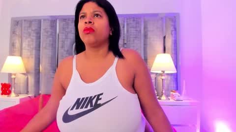 _ciara_benet_ online show from April 4, 2026, 12:02 pm