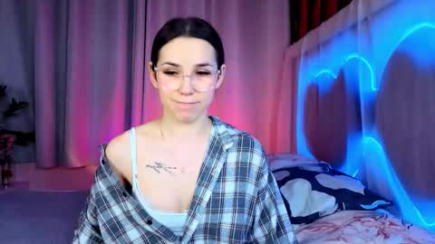 Cindy . online show from February 4, 2026, 5:24 am