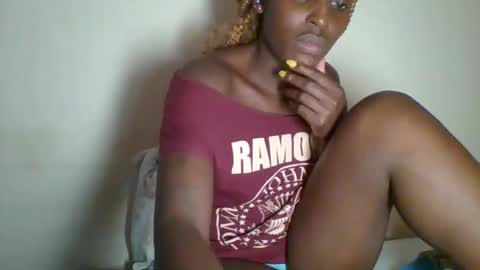 clara online show from February 18, 2025, 7:32 am