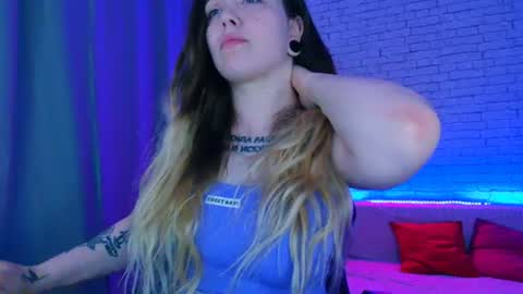 Snapshot of _crazybee_ chatting on July 9, 2026, 6:06 am Nica online show from July 9, 2026, 6:06 am
