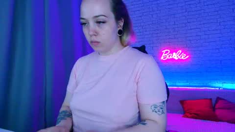 Snapshot of _crazybee_ chatting on July 23, 2026, 8:12 am Nica online show from July 23, 2026, 8:12 am
