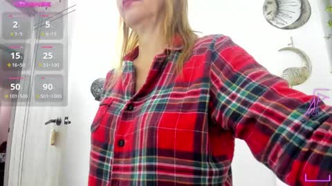  cristal ayala online show from December 8, 2024, 3:24 pm