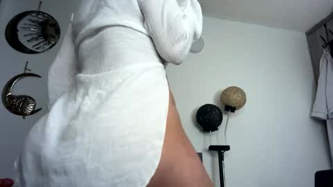  cristal ayala online show from January 20, 2025, 3:37 am