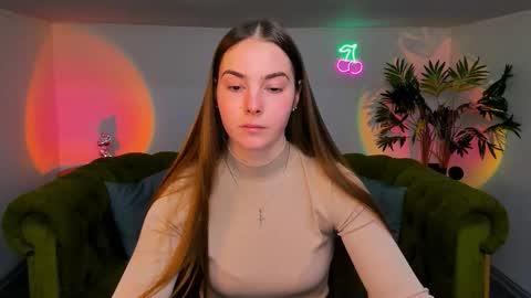 Erika online show from October 25, 2025, 9:06 am