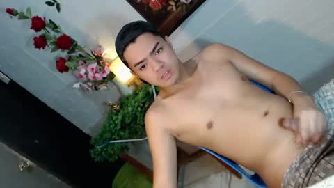 Snapshot of _cumwithrussel chatting on June 25, 2026, 1:49 am Russ online show from June 25, 2026, 1:49 am