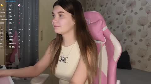 _cute_ice online show from March 10, 2025, 5:22 am