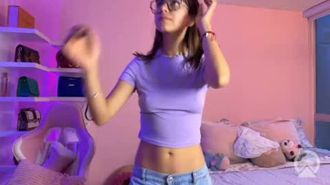 Snapshot of _cute_isabella_ chatting on May 31, 2026, 11:06 pm _cute_isabella_ online show from May 31, 2026, 11:06 pm