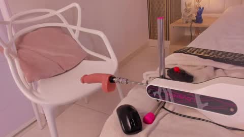 Dakota online show from March 11, 2025, 1:16 am