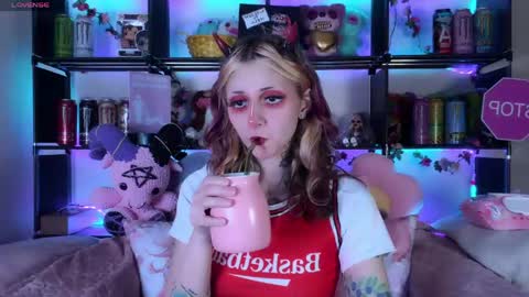 Snapshot of _devilbaby chatting on May 22, 2026, 8:36 pm Kate online show from May 22, 2026, 8:36 pm