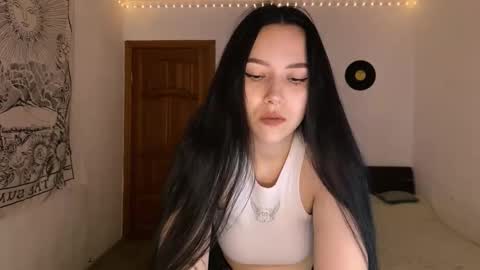 Ami online show from September 10, 2025, 3:56 pm