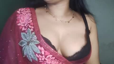 _dreamgirl_0 online show from May 2, 2026, 10:20 am