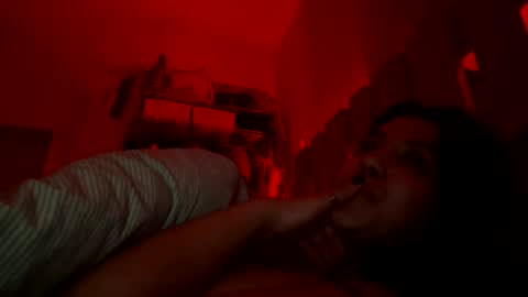 Snapshot of _elena_barra chatting on March 7, 2025, 2:46 am elena barra online show from March 7, 2025, 2:46 am