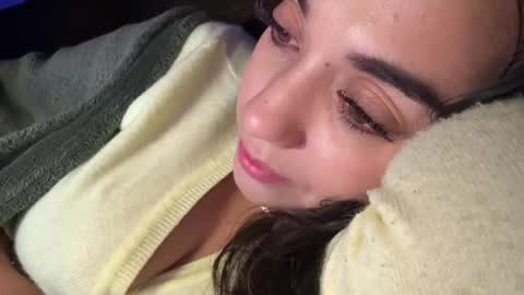 Snapshot of _elena_barra chatting on November 27, 2025, 1:40 am elena barra online show from November 27, 2025, 1:40 am