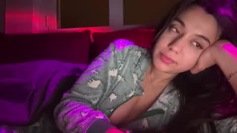 Snapshot of _elena_barra chatting on January 17, 2026, 6:33 pm elena barra online show from January 17, 2026, 6:33 pm