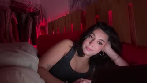 Snapshot of _elena_barra chatting on January 19, 2026, 4:11 pm elena barra online show from January 19, 2026, 4:11 pm