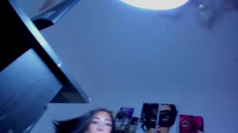 Elettra online show from February 17, 2025, 10:47 pm