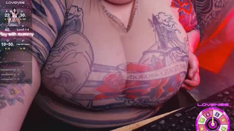 LIsa online show from September 21, 2025, 7:15 pm