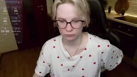 chloue and Gretta online show from July 25, 2026, 7:00 pm