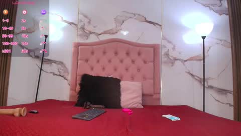 Snapshot of _ema_jones_ chatting on September 27, 2025, 11:59 am Ema online show from September 27, 2025, 11:59 am