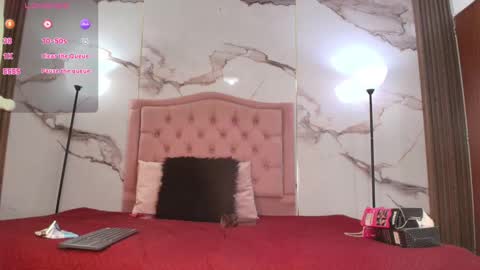 Snapshot of _ema_jones_ chatting on September 29, 2025, 11:59 am Ema online show from September 29, 2025, 11:59 am