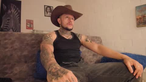 Emilio online show from November 21, 2025, 9:19 am