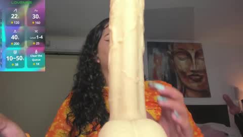 _emily_perez online show from February 16, 2025, 7:05 pm