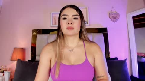 Isabella online show from April 21, 2026, 12:11 pm