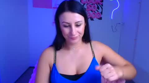 Emma online show from October 31, 2025, 12:50 pm