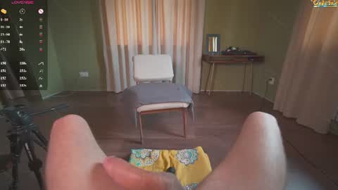 Snapshot of _encisseria_ chatting on June 15, 2026, 11:23 am Teriel Vivi online show from June 15, 2026, 11:23 am