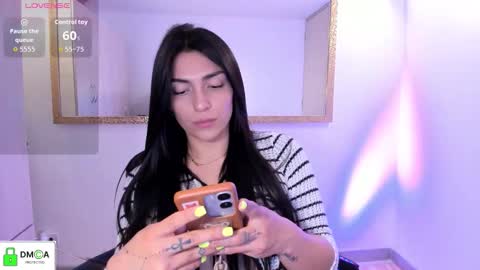  Erica Vanderhill  online show from November 22, 2025, 4:33 am