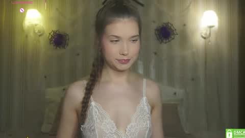 Alice online show from November 8, 2025, 9:02 pm