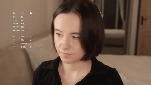 Essie  online show from March 20, 2026, 7:30 pm