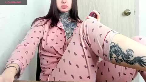 Alis online show from March 7, 2025, 3:08 am