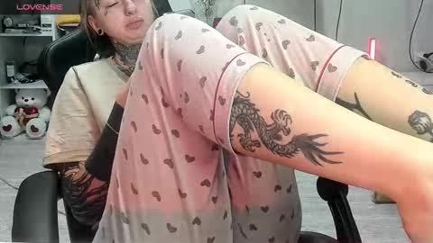 Alis online show from November 6, 2025, 4:35 am