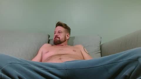 _freekjo online show from November 10, 2025, 4:55 am