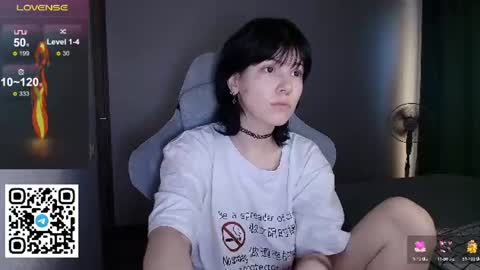 Snapshot of _gummybears_ chatting on August 6, 2026, 7:43 am Tori online show from August 6, 2026, 7:43 am