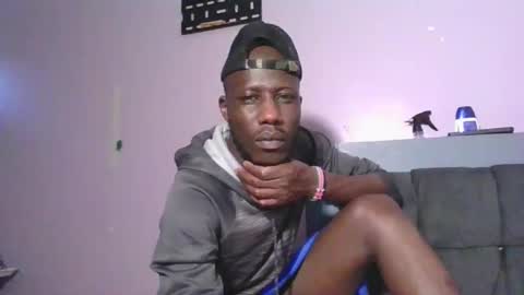 _hairlyboy online show from November 8, 2025, 2:28 pm