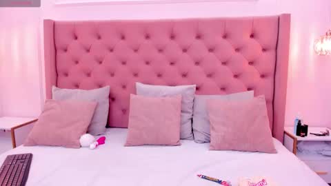 Hanna online show from November 11, 2025, 9:26 pm