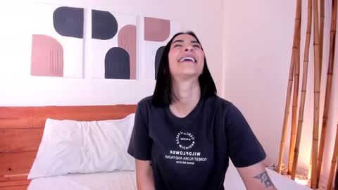 Hanna johnson online show from January 3, 2025, 5:28 am