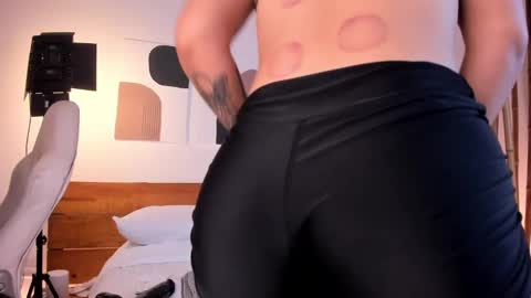 Hanna johnson online show from January 28, 2025, 3:25 am